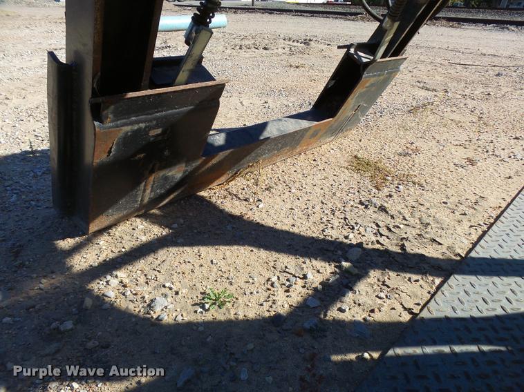 image for item AS9504 Sheyenne skid steer grapple