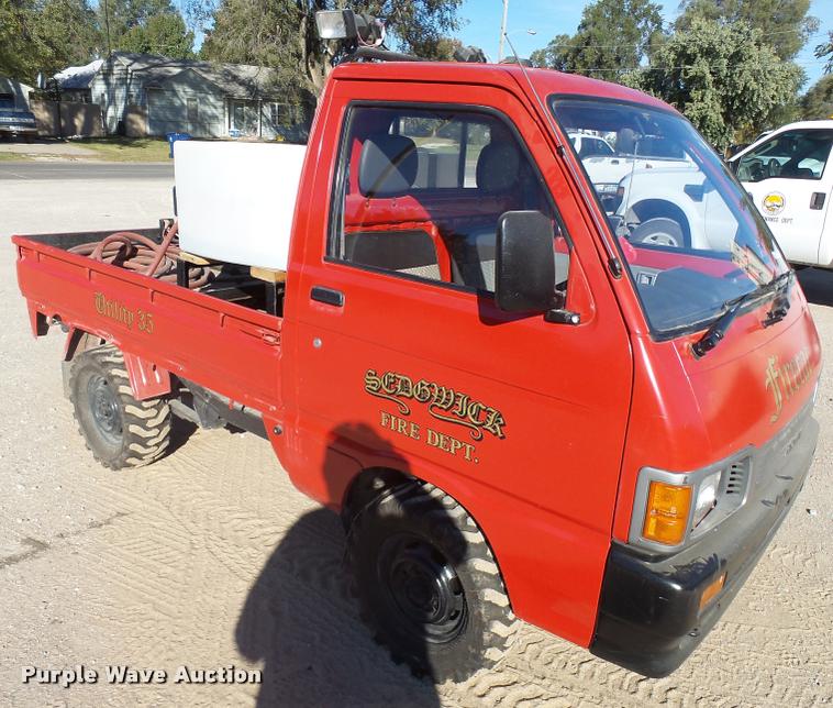 image for item AS9505 1992 Daihatsu HiJet utility vehicle