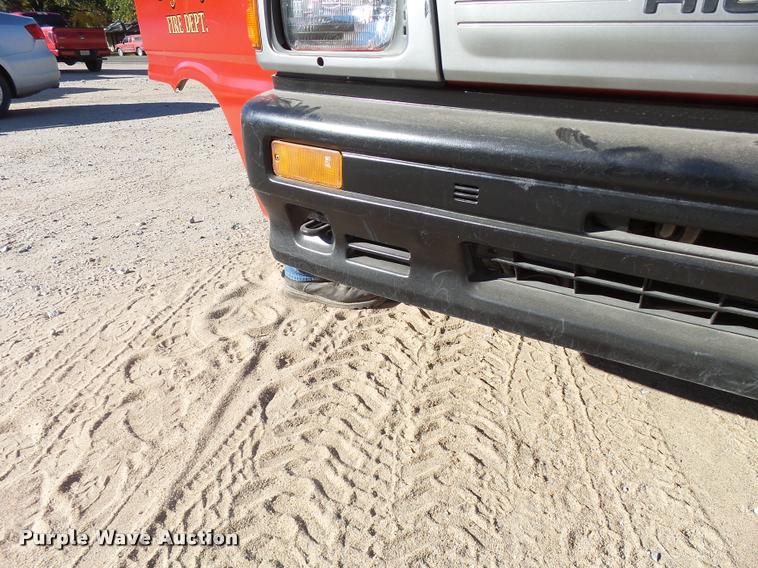 image for item AS9505 1992 Daihatsu HiJet utility vehicle