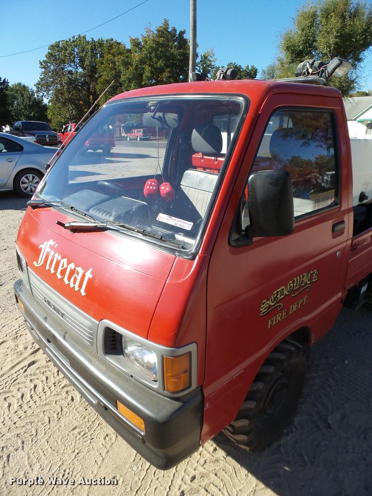 image for item AS9505 1992 Daihatsu HiJet utility vehicle
