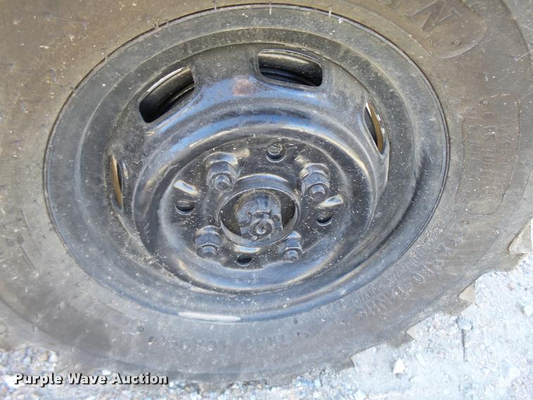 image for item AS9505 1992 Daihatsu HiJet utility vehicle