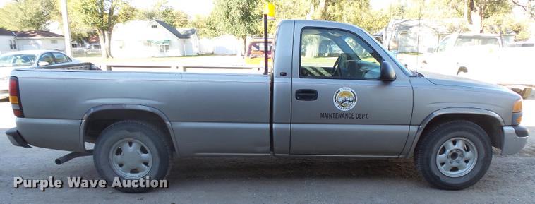 image for item AS9506 1999 GMC Sierra 1500 pickup truck