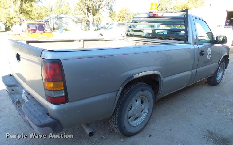image for item AS9506 1999 GMC Sierra 1500 pickup truck