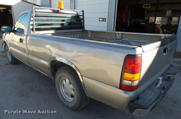image for item AS9506 1999 GMC Sierra 1500 pickup truck