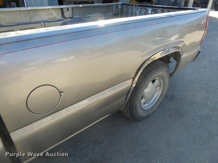 image for item AS9506 1999 GMC Sierra 1500 pickup truck