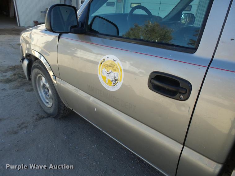 image for item AS9506 1999 GMC Sierra 1500 pickup truck