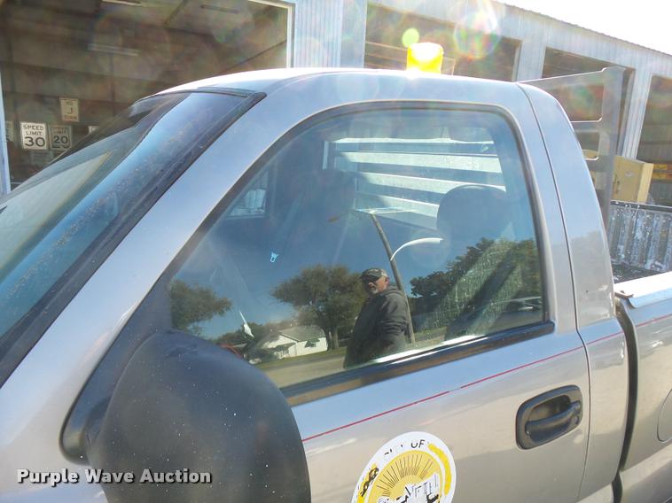 image for item AS9506 1999 GMC Sierra 1500 pickup truck