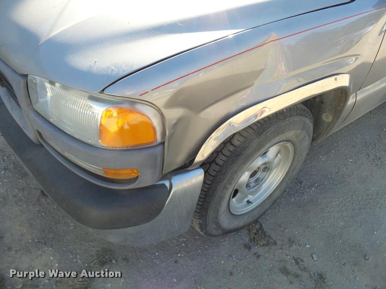 image for item AS9506 1999 GMC Sierra 1500 pickup truck