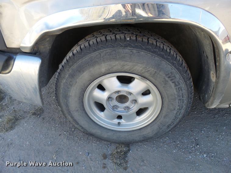 image for item AS9506 1999 GMC Sierra 1500 pickup truck