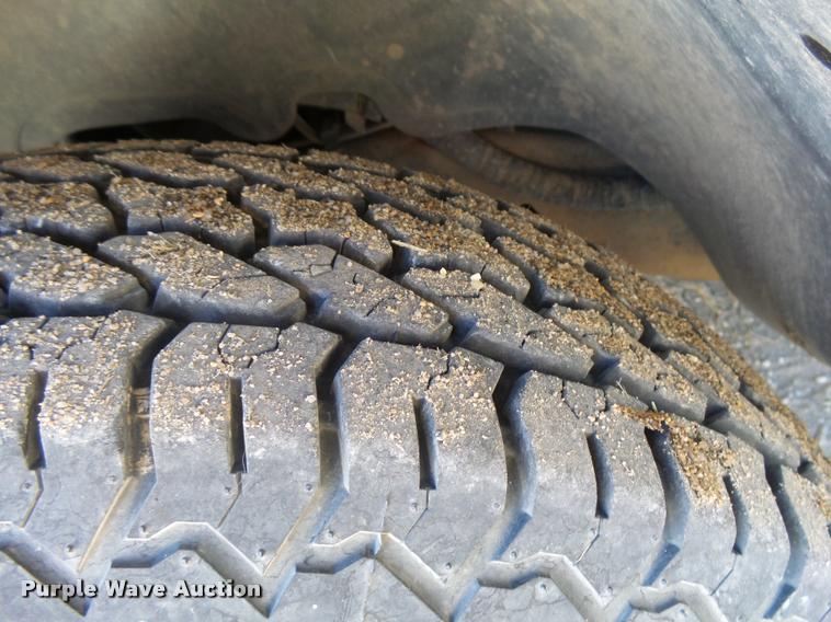 image for item AS9506 1999 GMC Sierra 1500 pickup truck