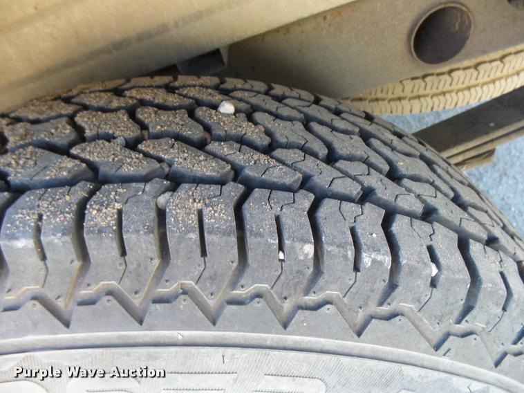 image for item AS9506 1999 GMC Sierra 1500 pickup truck