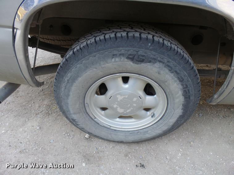 image for item AS9506 1999 GMC Sierra 1500 pickup truck