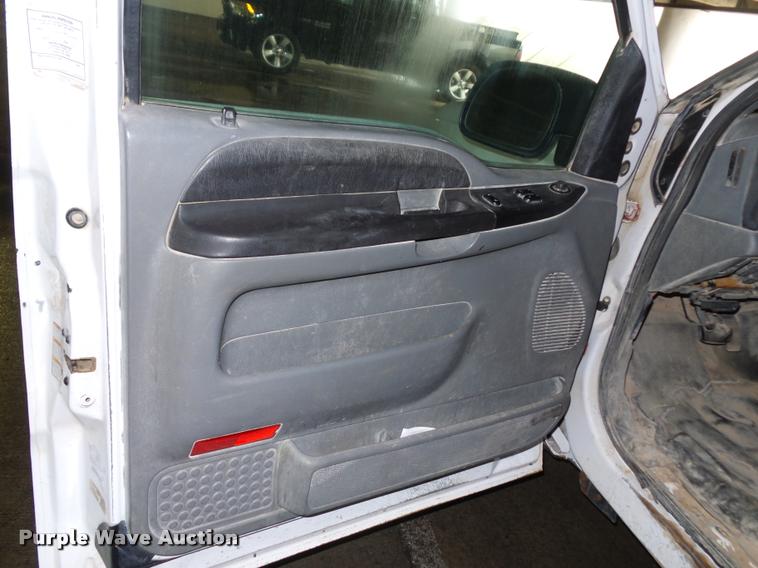 image for item AX9058 2006 Ford F250 Super Duty SuperCab pickup truck