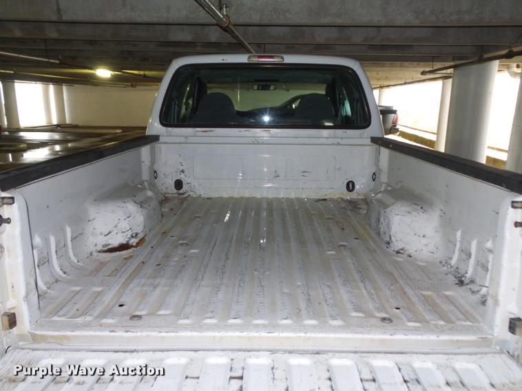 image for item AX9058 2006 Ford F250 Super Duty SuperCab pickup truck