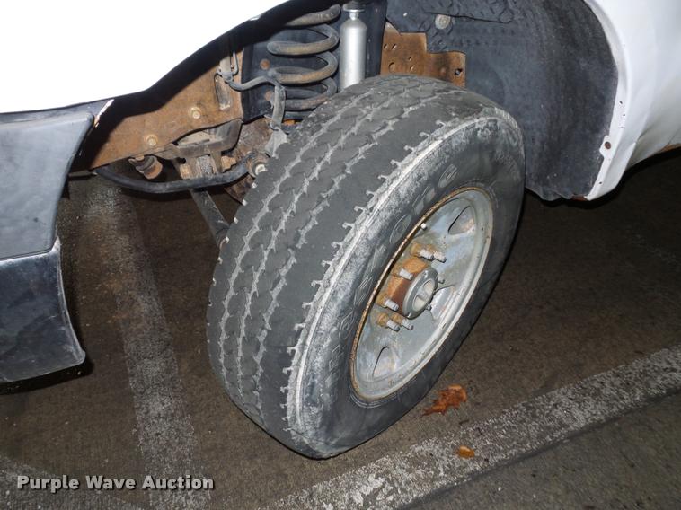 image for item AX9058 2006 Ford F250 Super Duty SuperCab pickup truck