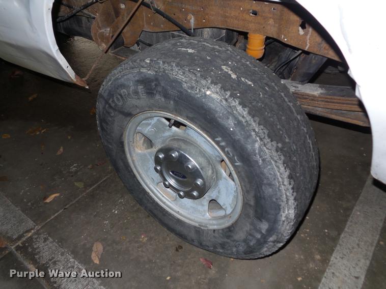 image for item AX9058 2006 Ford F250 Super Duty SuperCab pickup truck