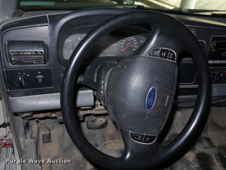 image for item AX9058 2006 Ford F250 Super Duty SuperCab pickup truck