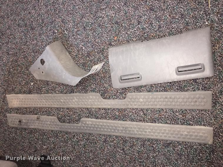 image for item AX9058 2006 Ford F250 Super Duty SuperCab pickup truck