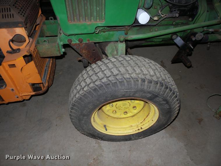 image for item AX9101 John Deere 750 MFWD tractor