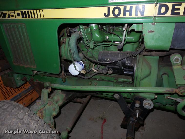 image for item AX9101 John Deere 750 MFWD tractor