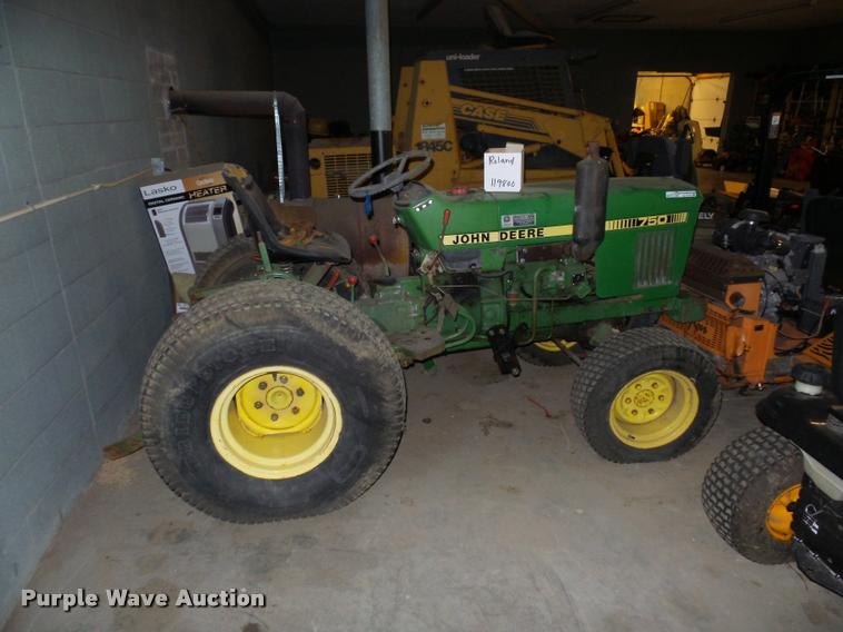 image for item AX9101 John Deere 750 MFWD tractor