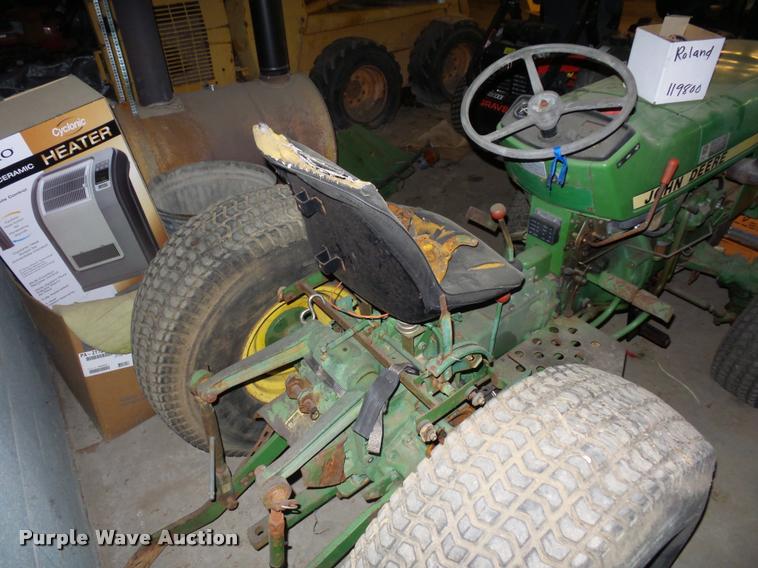 image for item AX9101 John Deere 750 MFWD tractor