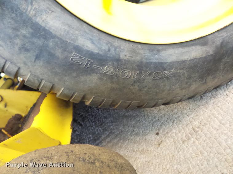 image for item AX9134 John Deere 322 lawn mower