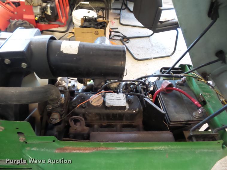 image for item AX9134 John Deere 322 lawn mower