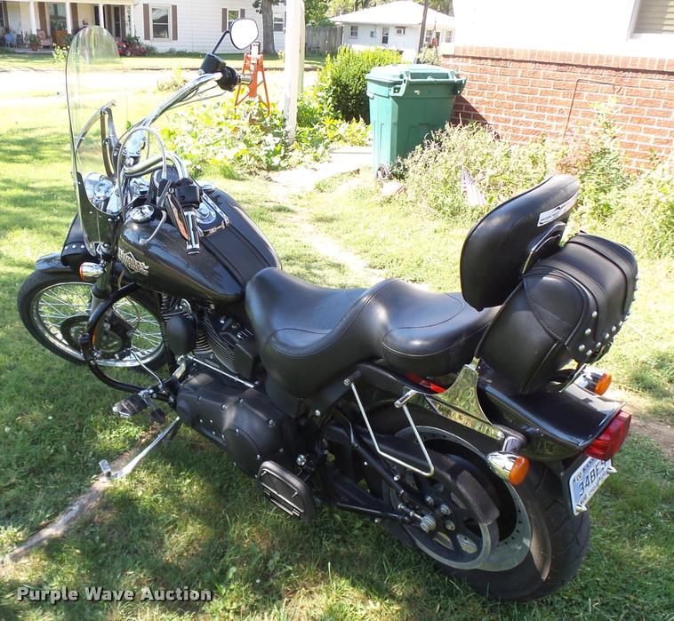 image for item BU9761 2005 Harley Davidson 1450 Softail Night Train motorcycle