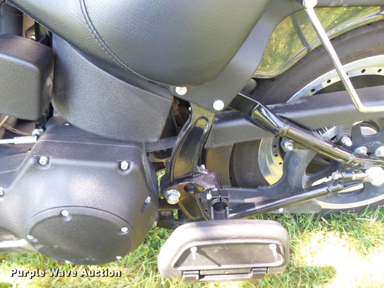 image for item BU9761 2005 Harley Davidson 1450 Softail Night Train motorcycle