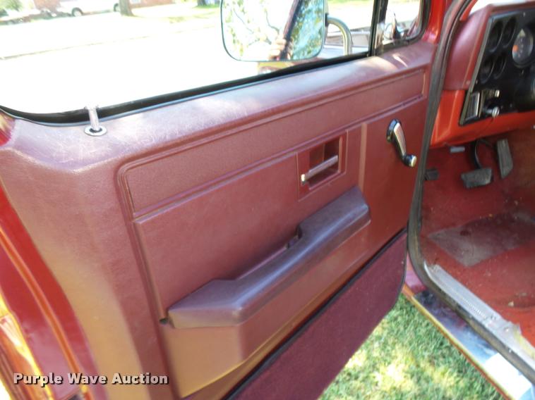 image for item BU9762 1977 Chevrolet Cheyenne 10 pickup truck