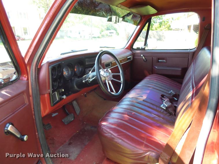 image for item BU9762 1977 Chevrolet Cheyenne 10 pickup truck