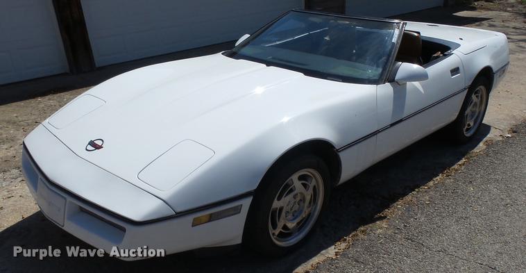 image for item BU9766 1989 Chevrolet Corvette convertible