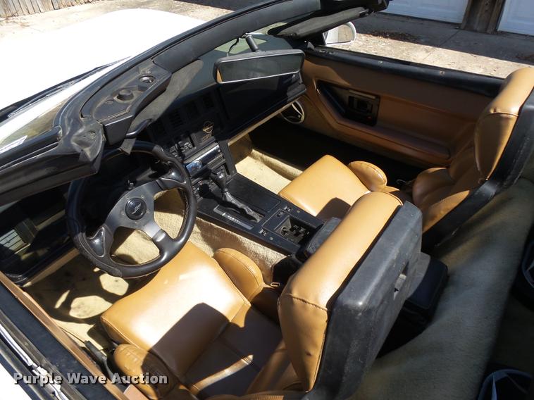 image for item BU9766 1989 Chevrolet Corvette convertible