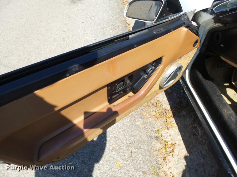 image for item BU9766 1989 Chevrolet Corvette convertible