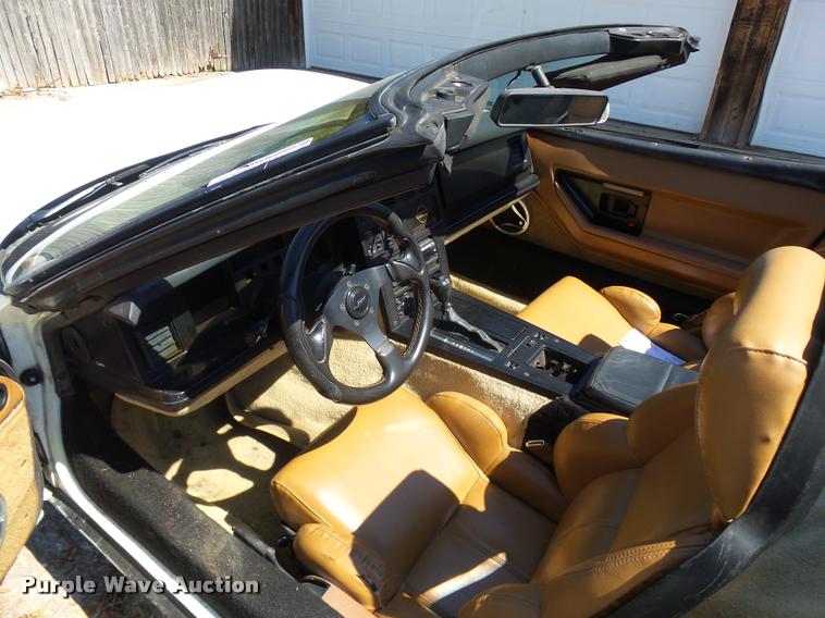 image for item BU9766 1989 Chevrolet Corvette convertible