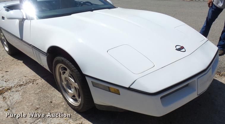 image for item BU9766 1989 Chevrolet Corvette convertible