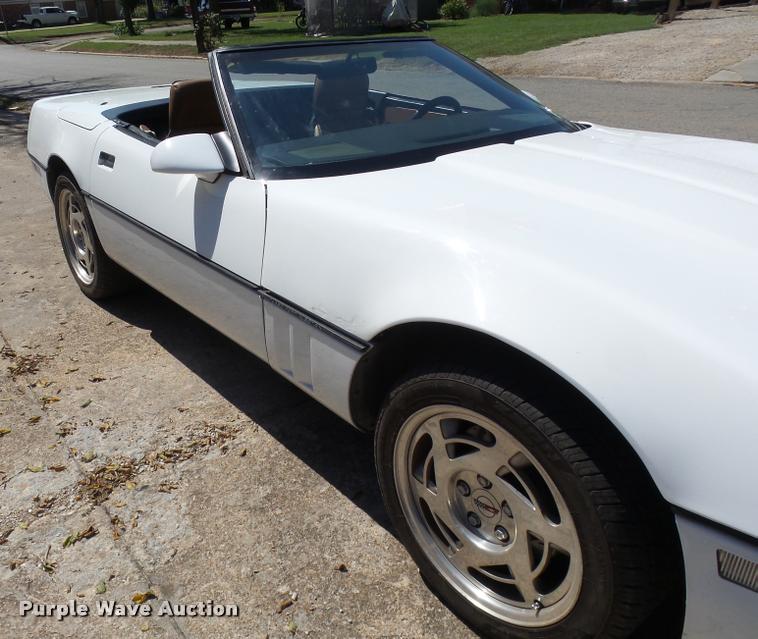 image for item BU9766 1989 Chevrolet Corvette convertible