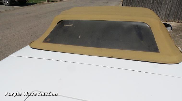 image for item BU9766 1989 Chevrolet Corvette convertible