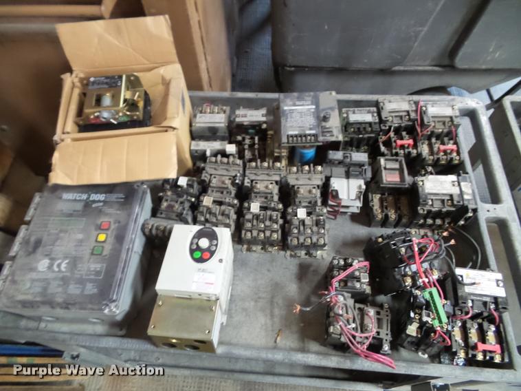 image for item BV9453 Power supplies and inverter