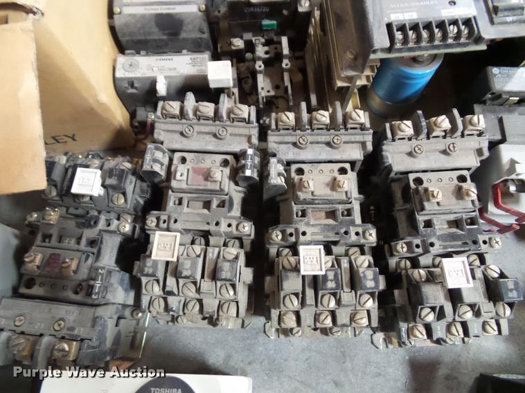 image for item BV9453 Power supplies and inverter