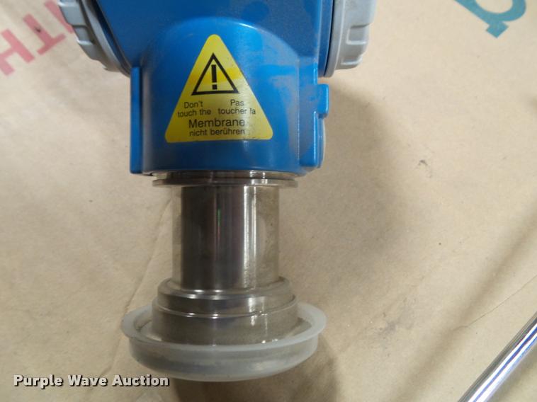 image for item BV9454 (2) Endress & Houser pressure sensor equipment