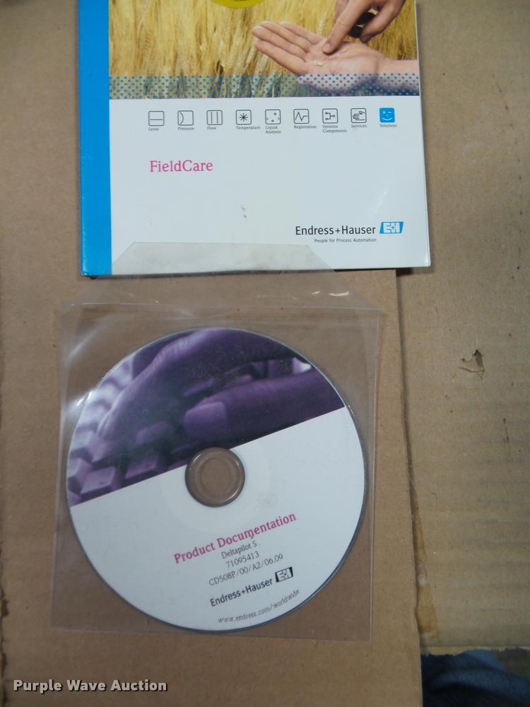 image for item BV9454 (2) Endress & Houser pressure sensor equipment