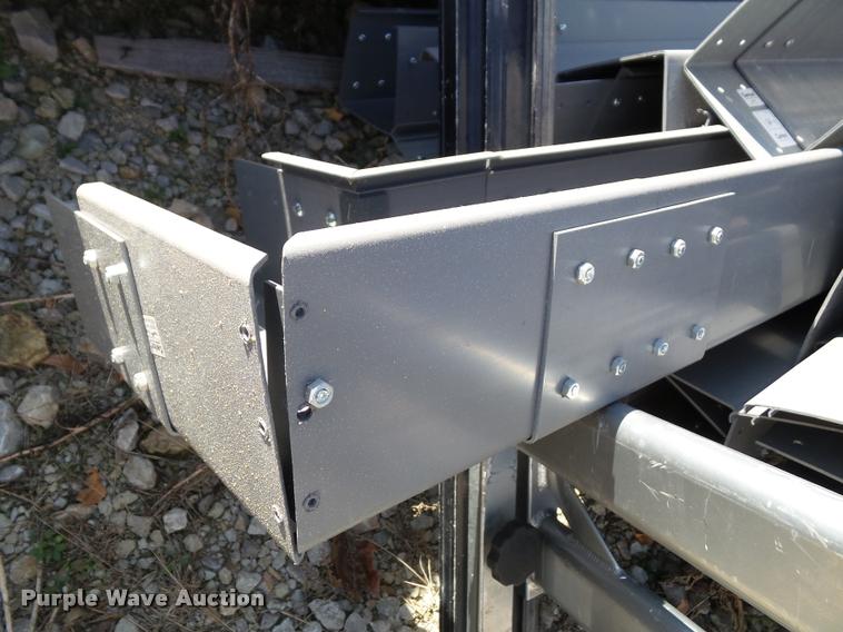 image for item BV9456 (20) pieces of Carlon 10' PVC lay-in wire way