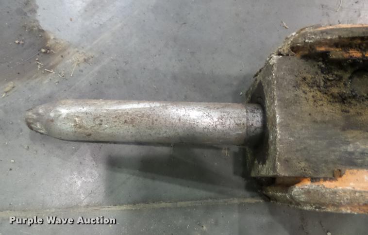 image for item BV9472 Stanley MB25600SS breaker skid steer attachment