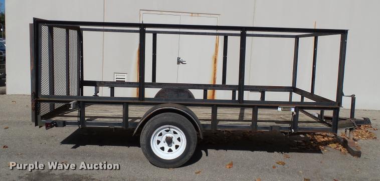 image for item BV9474 2003 Outlaw utility trailer