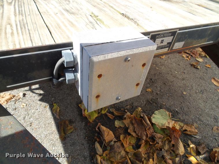 image for item BV9474 2003 Outlaw utility trailer