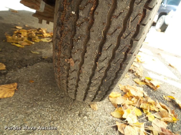 image for item BV9474 2003 Outlaw utility trailer