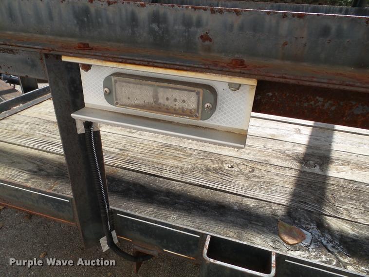 image for item BV9474 2003 Outlaw utility trailer