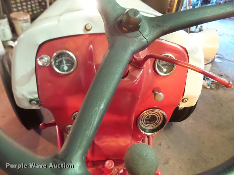 image for item BV9934 1947 Ford 8N tractor